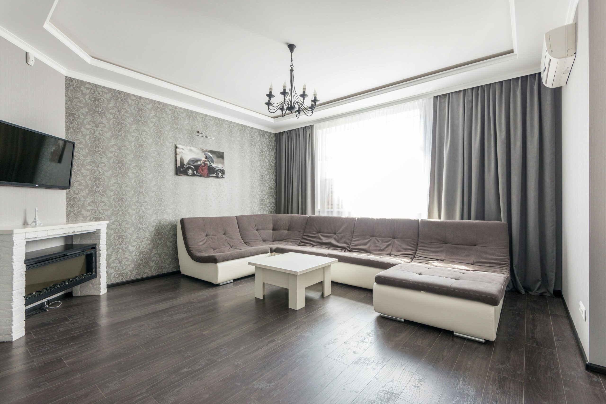 Dlaczego warto zdecydować się na panele winylowe do salonu?